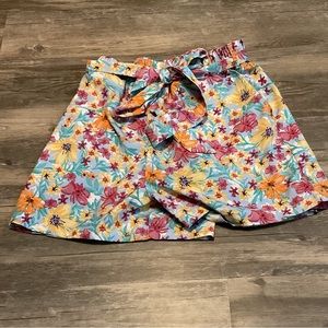 Emery Rose Floral Paperbag Waist Shorts